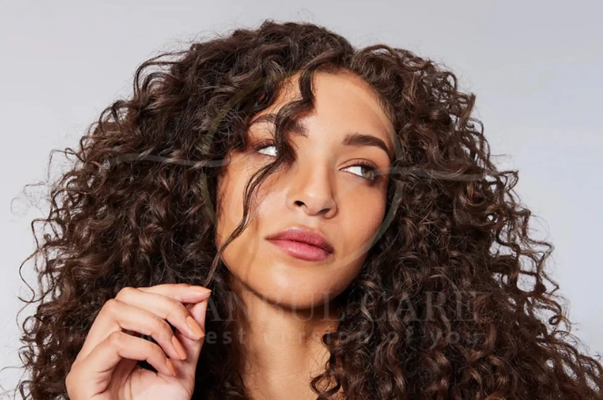 Comprehensive Guide to Curly Hair Types and Care