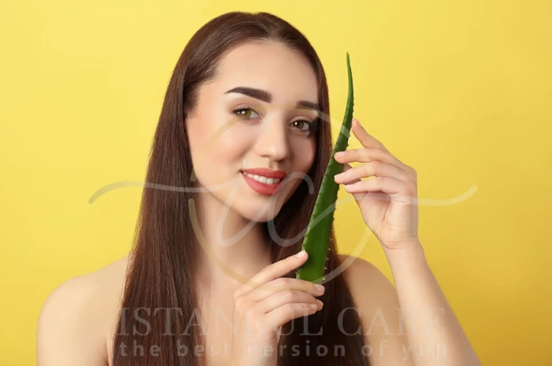 Aloe Vera for Hair: Growth and Breakage Solutions